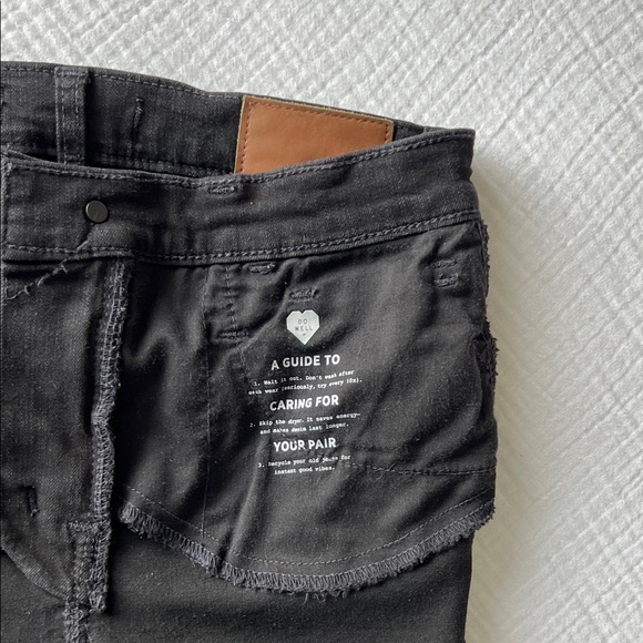 LIKE NEW • Madewell Roadtripper Skinny Jeans in Bennett Black • Women’s Size 25 - Picture 11 of 16